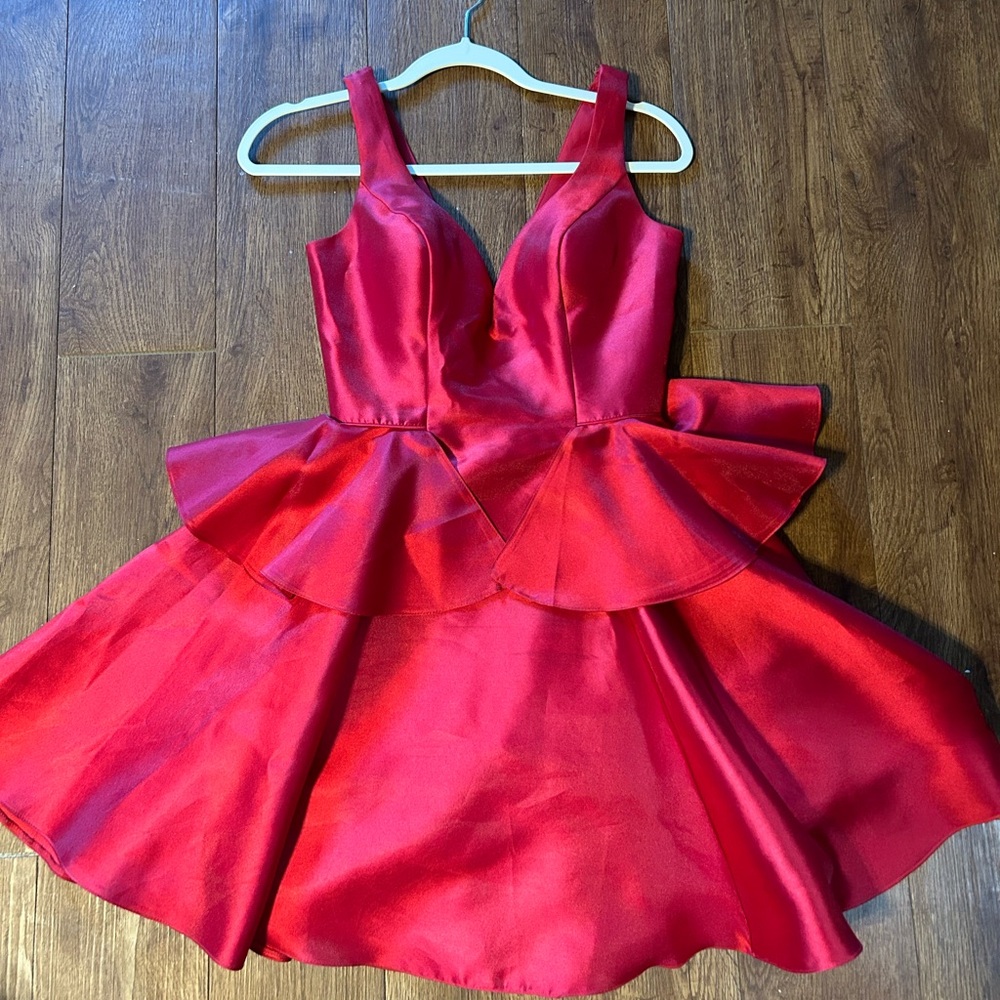 Red Sherri Hill dress size 2